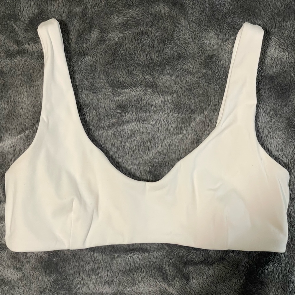 Alphalete aura sculpt bra